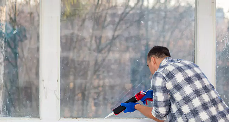 Repair Sliding Closet Doors Not Moving in Bartow, FL