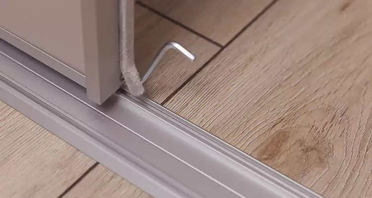 Squeaky Sliding Door Repair in Bartow, FL